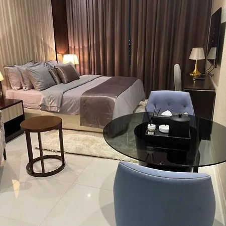 Homes2Retreat - Chic Studio In Damac Uppercrest Dubai Exterior foto